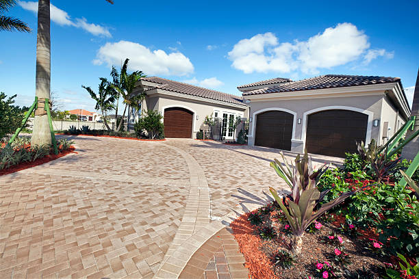  Churubusco, IN Driveway Pavers Pros